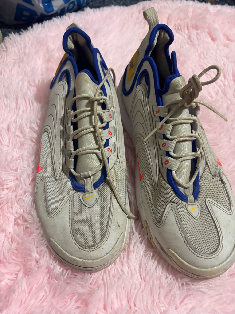 Nike White and Blue Athletic Sneakers